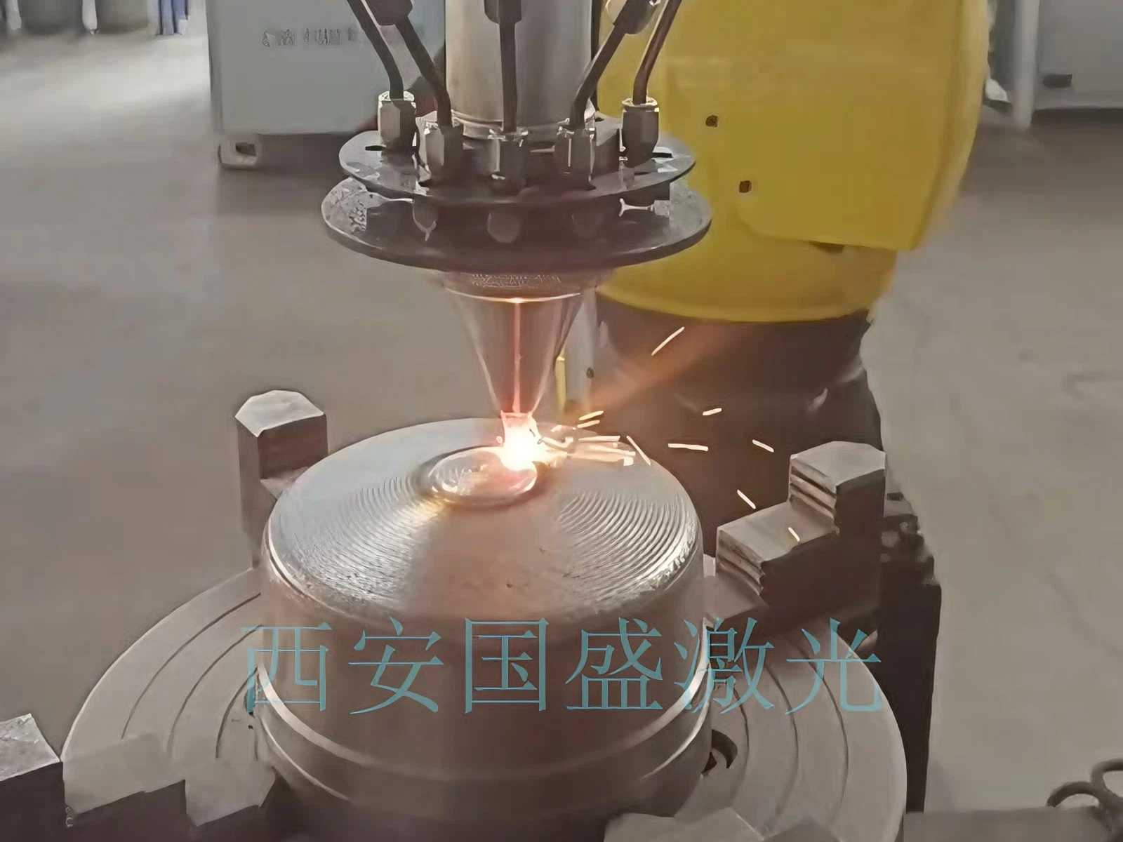 Armoring Glass Molds with Super Hard Coatings: How Laser Cladding Technology Empowers High-Precision Glass Processing